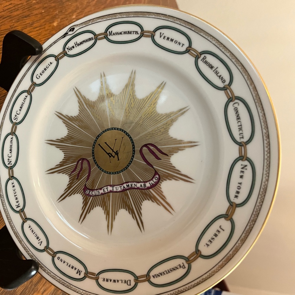 The White House collection plate